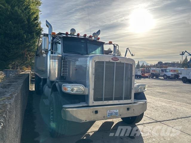 Peterbilt 388 شاحنات قلابة