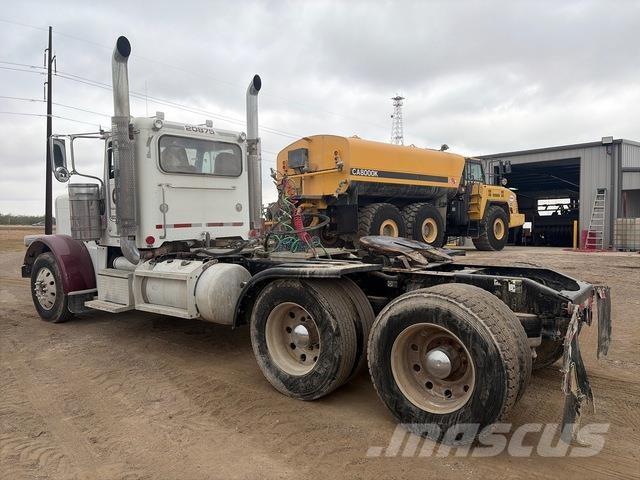 Peterbilt 388 وحدات الجر