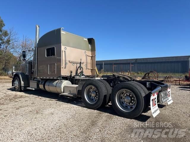 Peterbilt 389 وحدات الجر