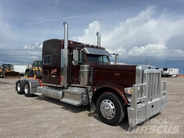 Peterbilt 389 وحدات الجر