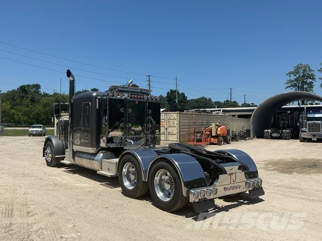 Peterbilt 389 وحدات الجر
