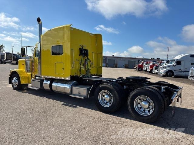 Peterbilt 389 وحدات الجر