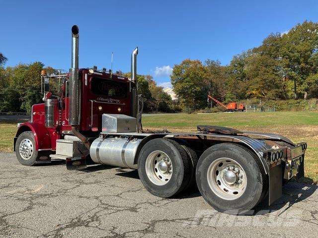 Peterbilt 389 وحدات الجر