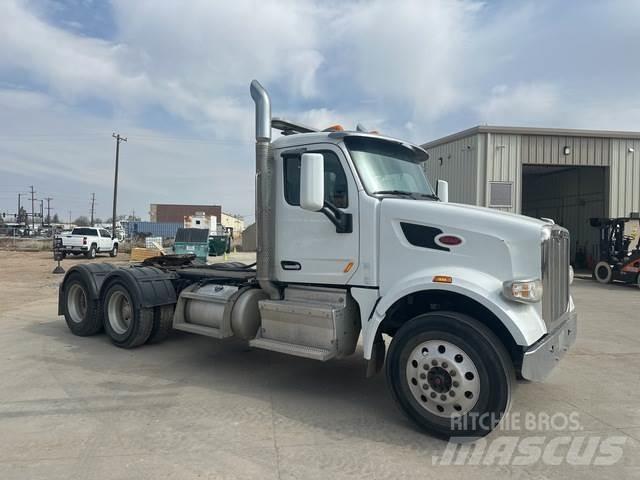 Peterbilt 567 وحدات الجر