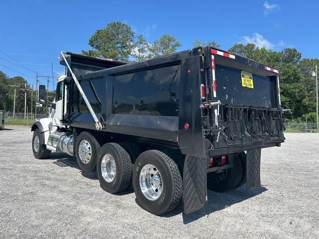 Peterbilt 567 شاحنات قلابة