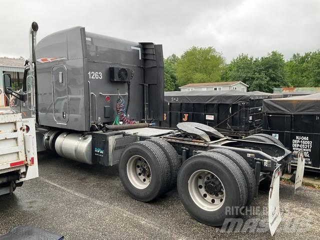 Peterbilt 567 وحدات الجر