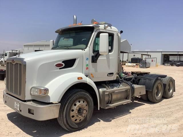 Peterbilt 567 وحدات الجر