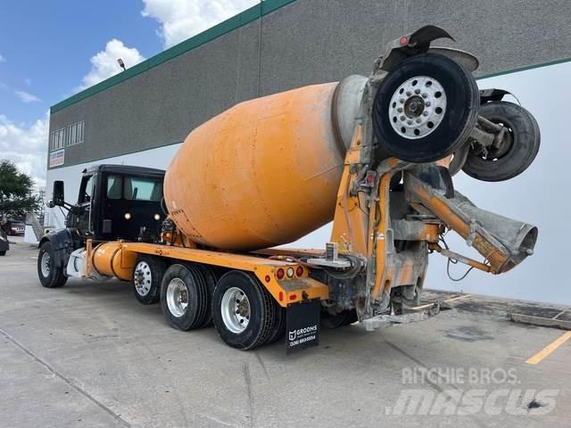 Peterbilt 567 شاحنات أخرى