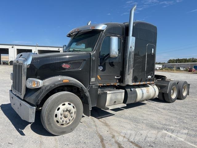 Peterbilt 567 وحدات الجر
