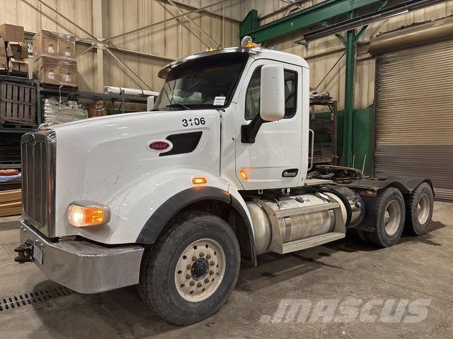 Peterbilt 567 وحدات الجر
