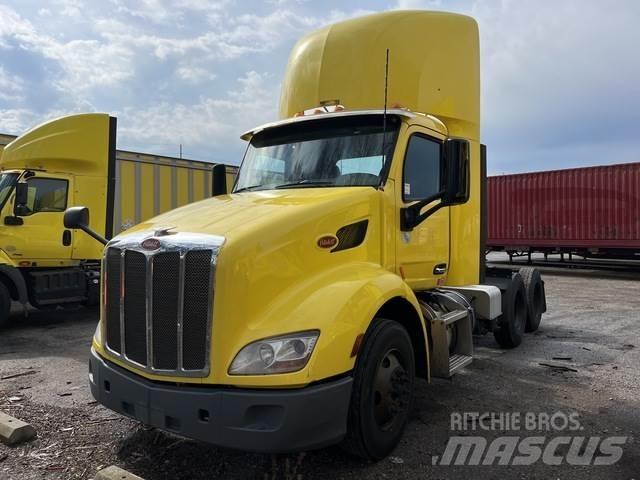 Peterbilt 579 وحدات الجر