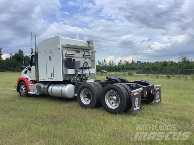 Peterbilt 579 وحدات الجر