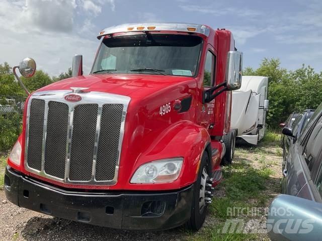 Peterbilt 579 وحدات الجر