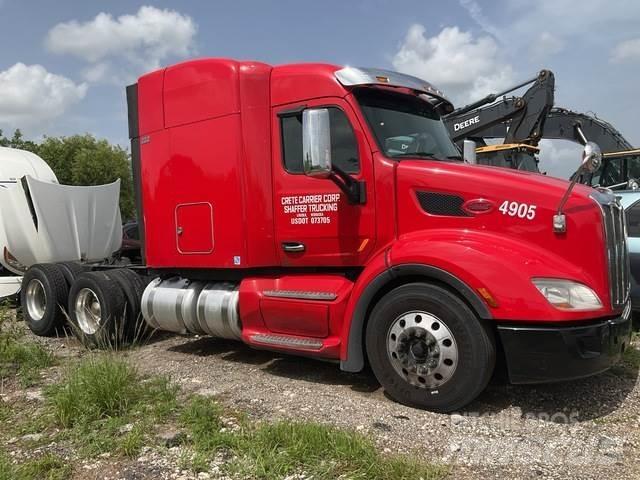 Peterbilt 579 وحدات الجر