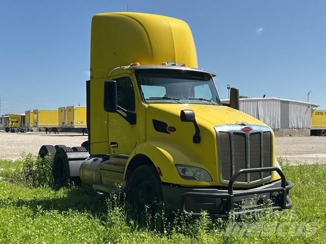 Peterbilt 579 وحدات الجر