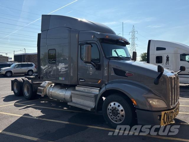 Peterbilt 579 وحدات الجر