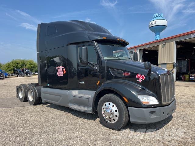 Peterbilt 579 وحدات الجر
