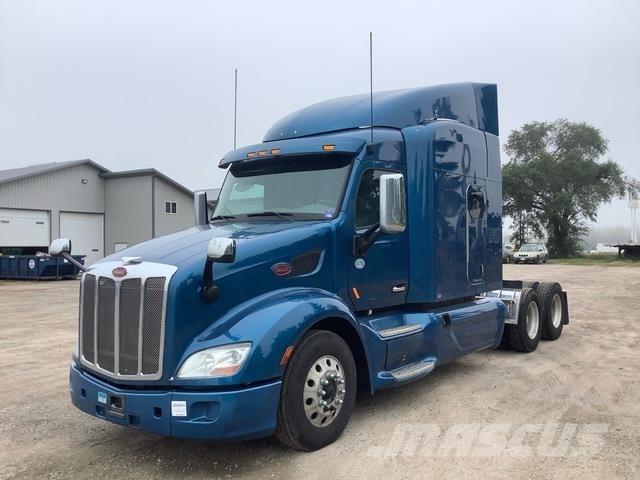 Peterbilt 579 وحدات الجر