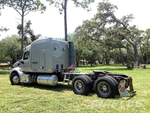 Peterbilt 579 وحدات الجر