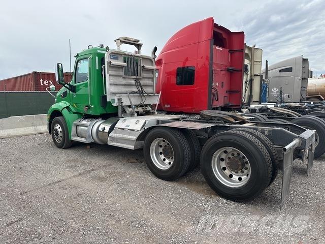 Peterbilt 579 وحدات الجر
