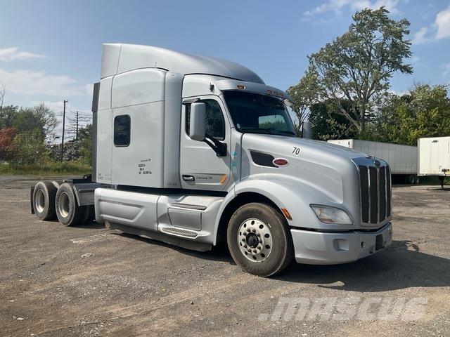 Peterbilt 579 وحدات الجر