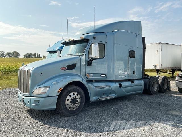 Peterbilt 579 وحدات الجر
