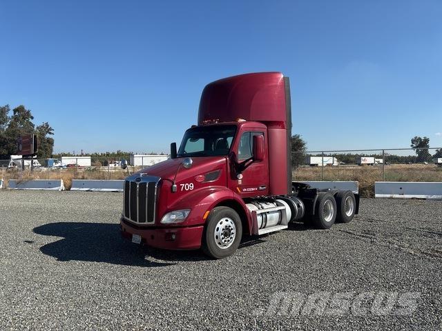 Peterbilt 579 وحدات الجر