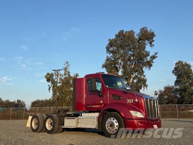 Peterbilt 579 وحدات الجر