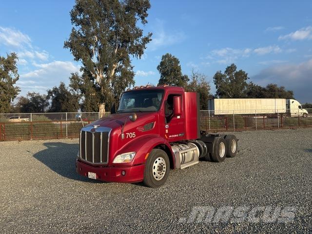 Peterbilt 579 وحدات الجر