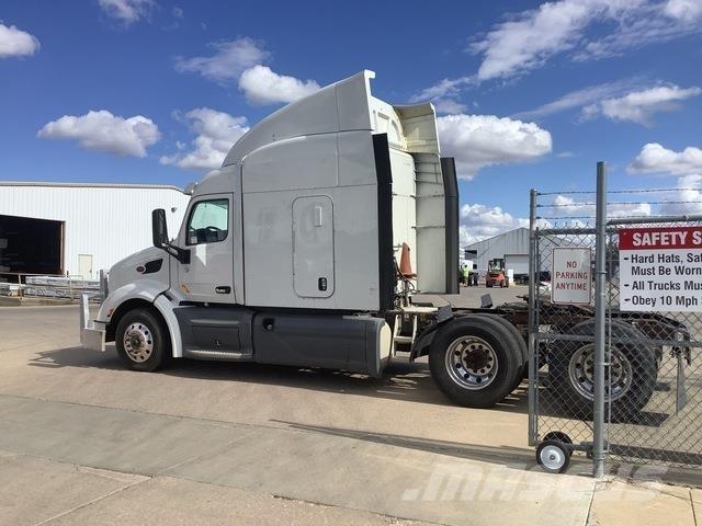 Peterbilt 579 وحدات الجر