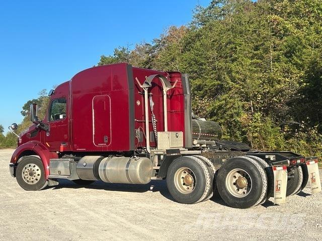 Peterbilt 579 وحدات الجر