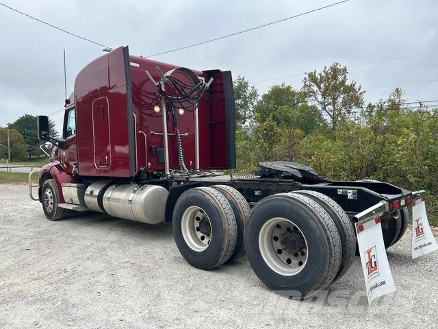 Peterbilt 579 وحدات الجر