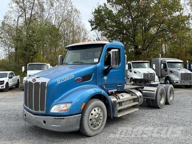 Peterbilt 579 وحدات الجر