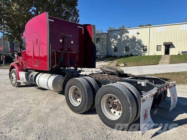 Peterbilt 579 وحدات الجر