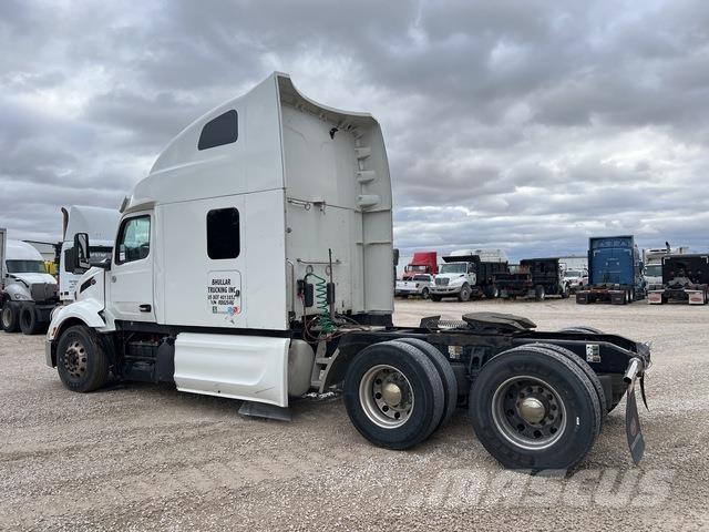 Peterbilt 579 وحدات الجر