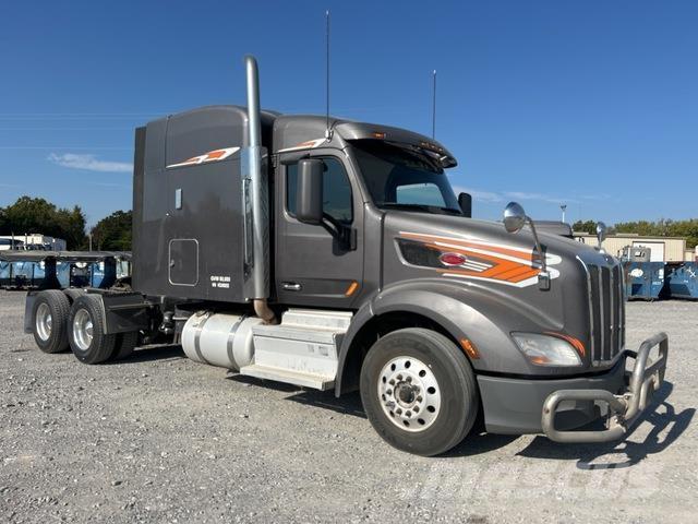 Peterbilt 579 وحدات الجر