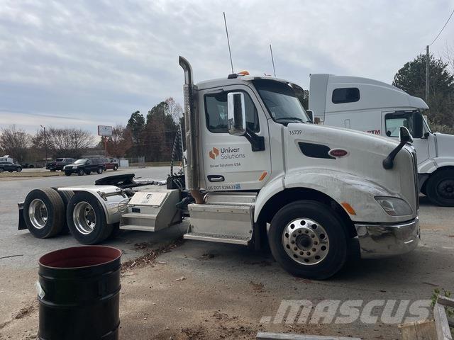 Peterbilt 579 وحدات الجر
