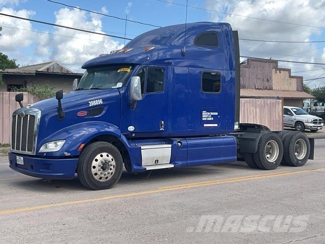 Peterbilt 587 وحدات الجر