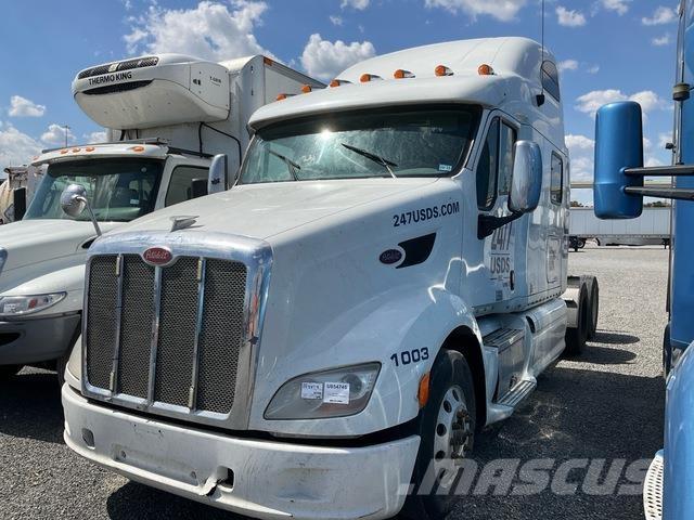 Peterbilt 587 وحدات الجر