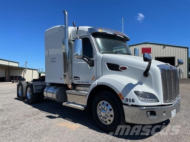 Peterbilt 589 وحدات الجر