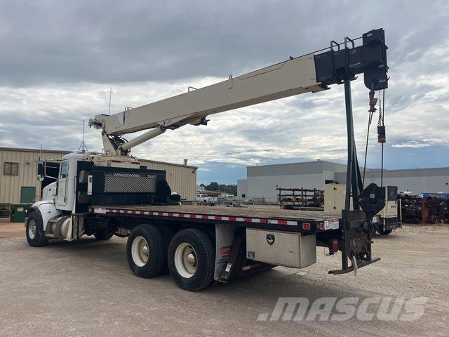 Peterbilt 680E شاحنات أخرى