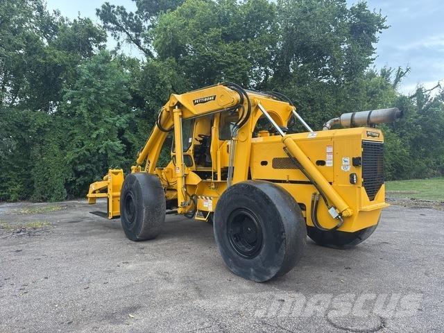 Pettibone 204 شاحنات ذات رافعات شوكية - أخرى