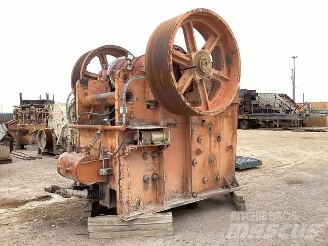 Pioneer 3546 Crushers