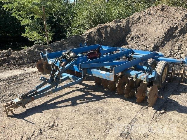  Plow Works ماكينات وملحقات زراعة أخرى