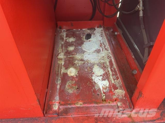  PMH EK 11 شاحنات ذات رافعات شوكية تعمل بالكهرباء