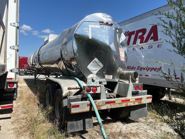 Polar  مقطورات ذات صهاريج