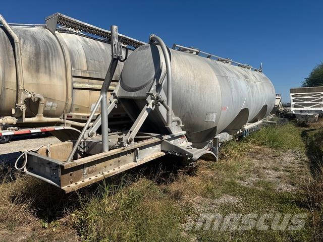 Polar  مقطورات أخرى