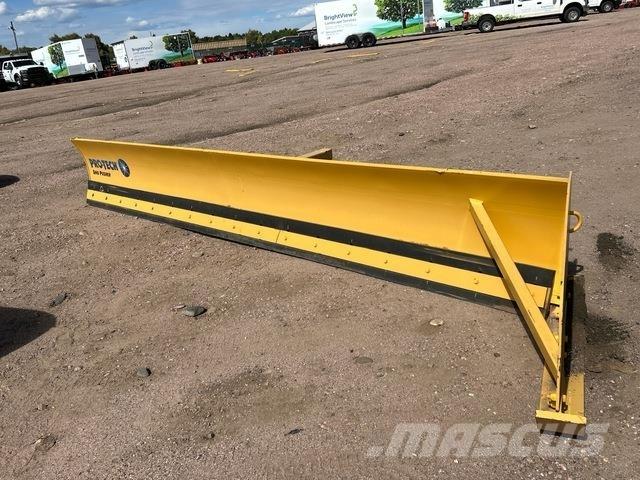  Pro-Tech LP18L حراثات ونصول الجليد