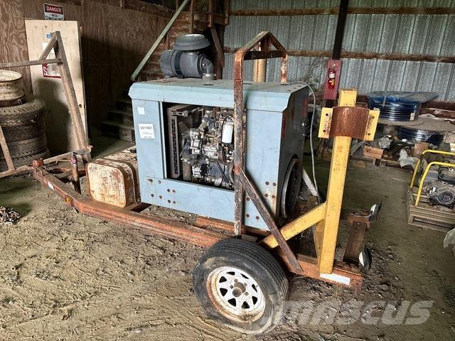  Pumping Unit مضخات المياه