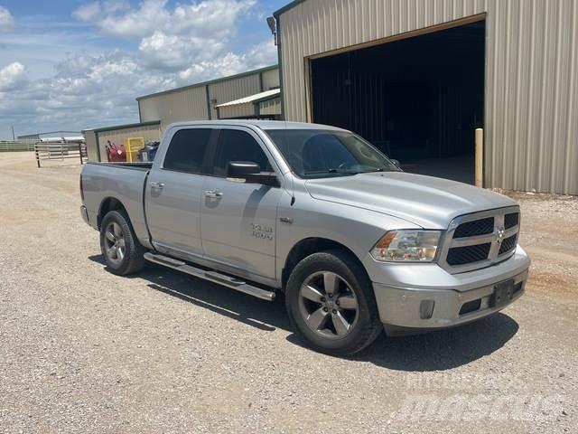 RAM 1500 أخرى